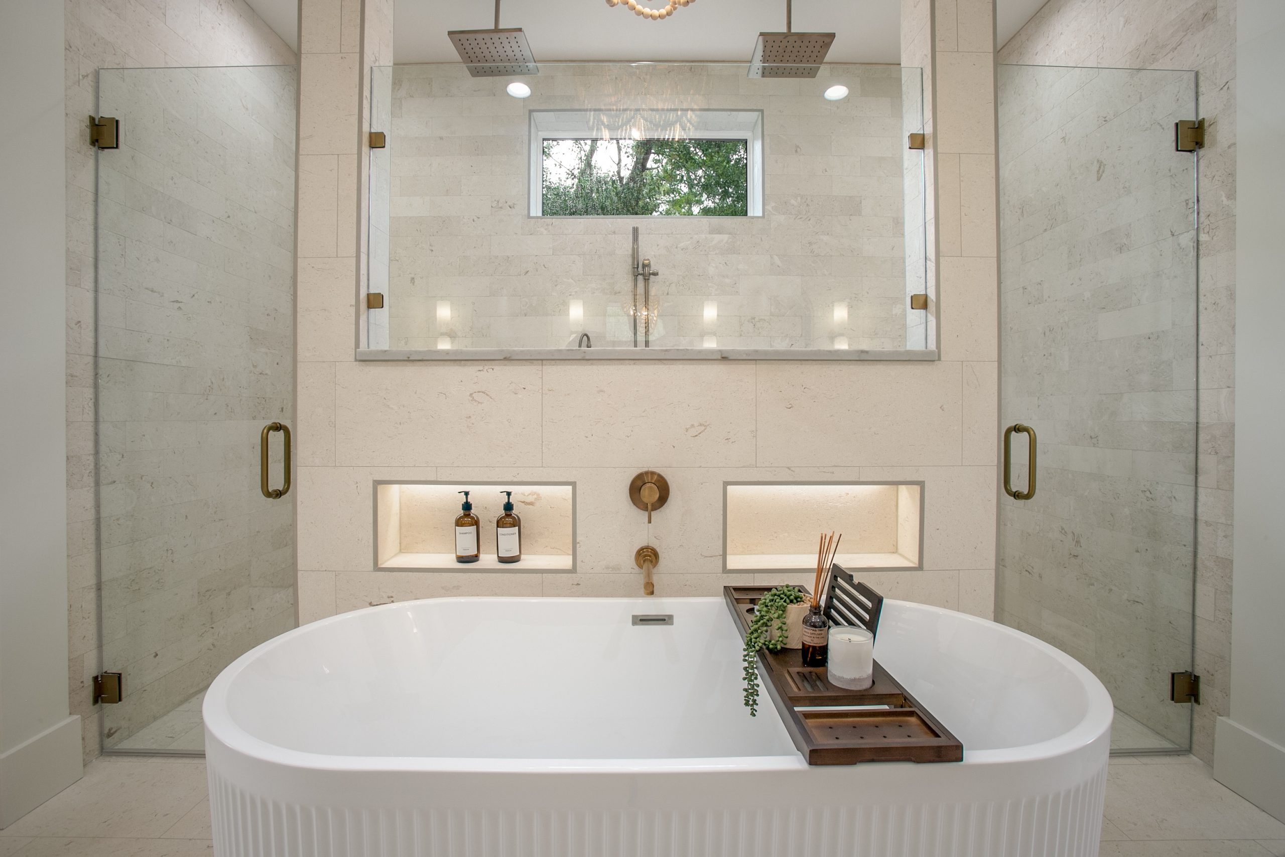 220 Ridge Blvd. DeLand, Florida 32724